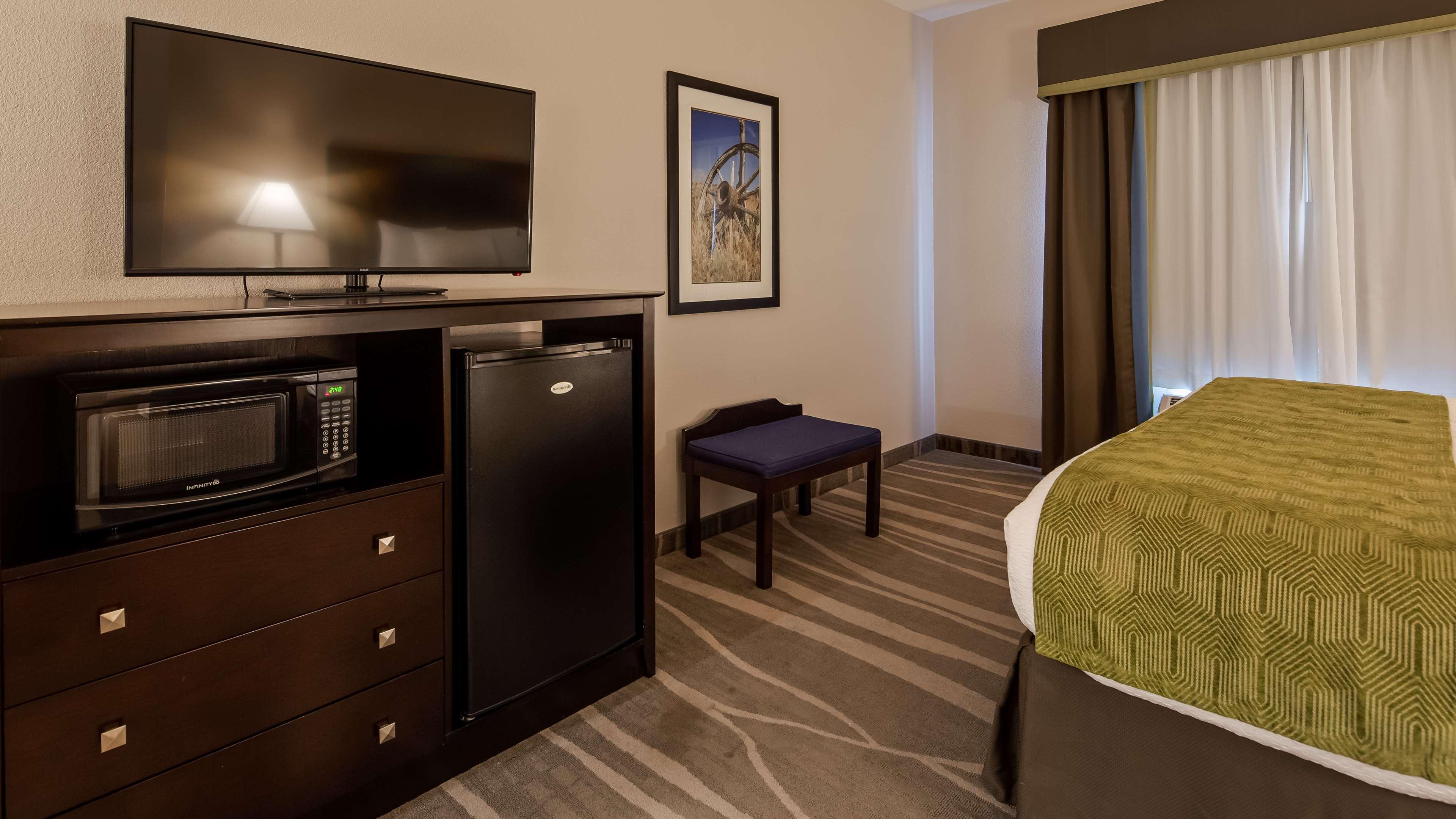 Western Denver & Hotel
